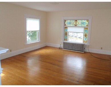 925 Main St unit 2F, Holden, MA 01520 - photo 2