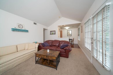 721 Whitcomb St unit A, Kalamazoo, MI 49008 - photo 4