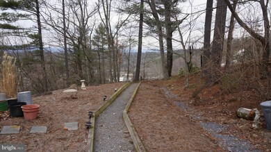 203 Hillside Ct, Basye, VA 22810 - photo 6