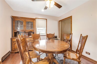 70 8th St, Midland, PA 15059 - photo 3
