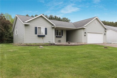 2531 Balsam Ct, Eau Claire, WI 54703 - photo 2