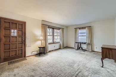 554 36th 1 2 Ave NE, Minneapolis, MN 55418 - photo 6