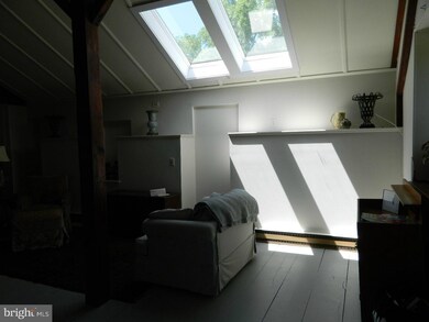 2049 Waynesborough Rd, Paoli, PA 19301 - photo 6