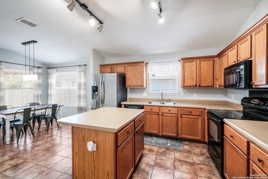 9631 Shetland Park, San Antonio, TX 78254 - photo 5