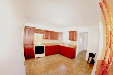 2813 Mckinley Ave, El Paso, TX 79930 - photo 6
