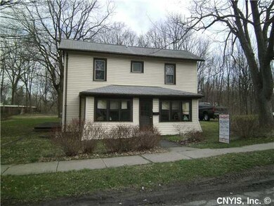 77 Chapman Ave, Auburn, NY 13021 - photo 2