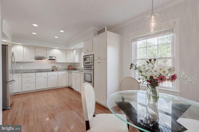 201 Great Falls St, Falls Church, VA 22046 - photo 5