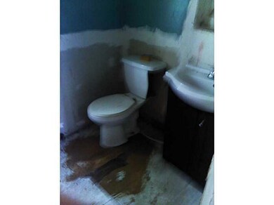 113 Mitchell St, Providence, RI 02907 - photo 7
