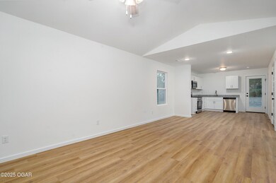 2636 E 4th St, Joplin, MO 64801 - photo 2