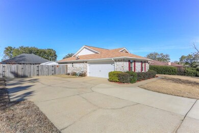 7419 Lillie Ln, Pensacola, FL 32526 - photo 6
