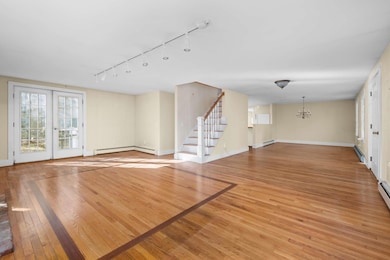 131 Seabury Rd, York, ME 03909 - photo 4