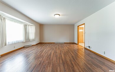 1510 Rutledge Dr, Lincoln, IL 62656 - photo 6