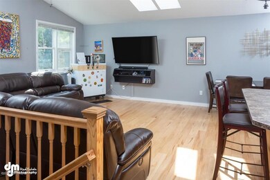 05-Living Room_DMD_1274