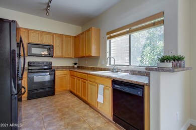 005_Kitchen