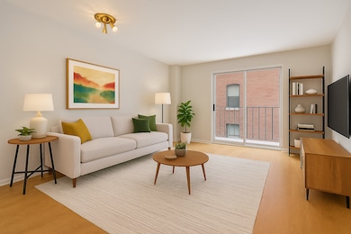 Ridgeview Tower unit 408, Evanston, IL 60201 - photo 2