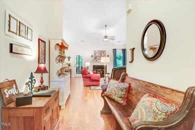 25-55 Ferntree Ln-25