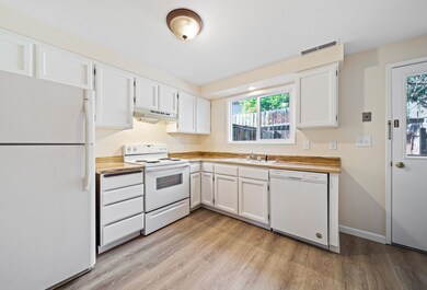 329 N Main Street #8 Ashland OR 97520