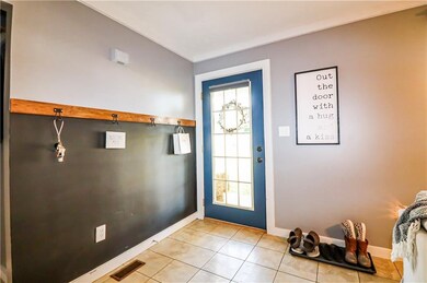 127 E Walnut St, Fountaintown, IN 46130 - photo 6