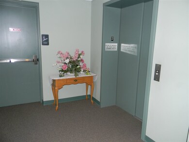 29 Center St unit 21, Goffstown, NH 03045 - photo 2