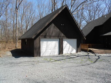 107 Redstar Ct, Hawley, PA 18428 - photo 4