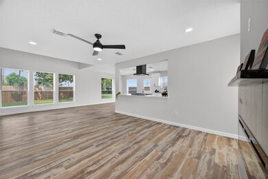 6307 Marinwood Dr, Houston, TX 77053 - photo 6