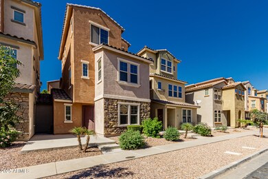 2044 N 77th Ln, Phoenix, AZ 85035 - photo 5