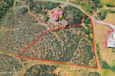 599 S Apache Knolls Trail, Dewey-Humboldt, AZ 86327 - photo 2