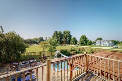 801 Sandpiper St, Raymore, MO 64083 - photo 6