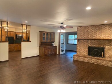 2002 Cardinal Ln, McAlester, OK 74501 - photo 3