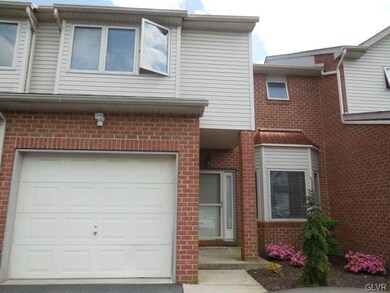 Welcome to Peachtree Village on Harding Circle!