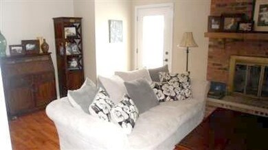 244 Farmbrook Cir, Frankfort, KY 40601 - photo 5