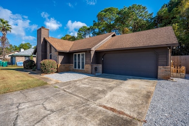 1084 Blvd de La Parisienne, Mary Esther, FL 32569 - photo 2