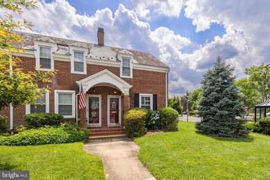 3539 S Wakefield St, Arlington, VA 22206 - photo 2