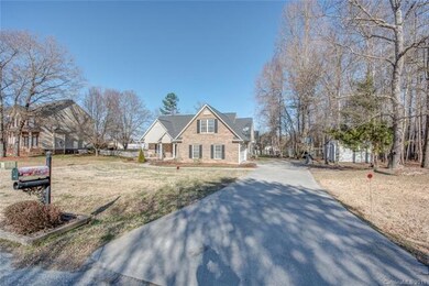 1105 Sunnyfield Ct unit L 6 & L 2, Dallas, NC 28034 - photo 2