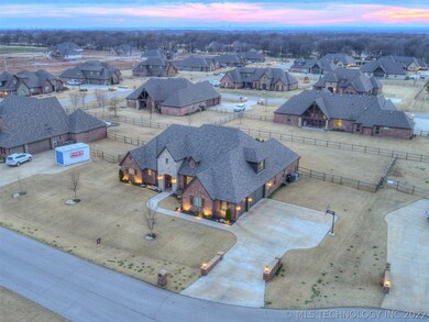 This over 1/2 acre lot is in a cul-de-sac. Amazing
