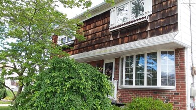 331 Dongan Hills Ave