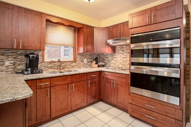 6345 S Lavergne Ave, Chicago, IL 60638 - photo 4