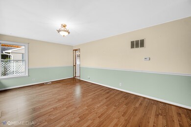 3715 Oriole Ln, Rolling Meadows, IL 60008 - photo 5