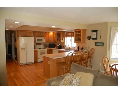 122 E Charlton Rd unit 2, Spencer, MA 01562 - photo 6