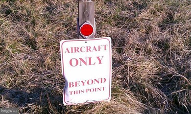 9 Lindbergh Ct, Summit Point, WV 25446 - photo 2