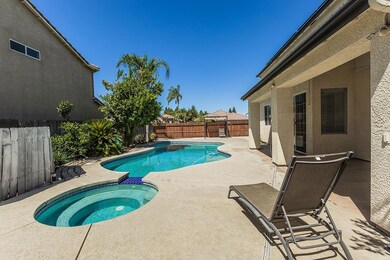 2438 Powers Ave, Clovis, CA 93619 - photo 4