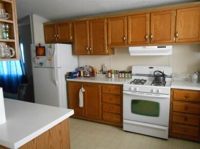 Great cabinets and lots of counter space with gas 
