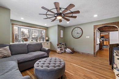 127 N Main St, West Boylston, MA 01583 - photo 7