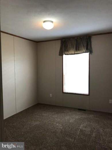 1024 Warm Springs Rd unit 46, Chambersburg, PA 17202 - photo 2