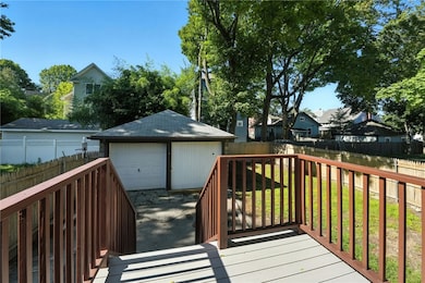 32 Carver St, Pawtucket, RI 02860 - photo 6