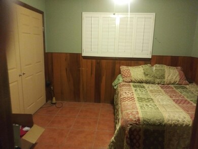 CHINABERRY BEDROOM
