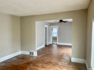 1600 14th St, Rock Island, IL 61201 - photo 4