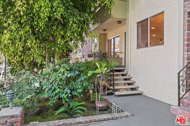 Private entrance to unit
