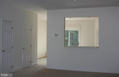 8645 Willow Leaf Ln unit 8645, Odenton, MD 21113 - photo 5