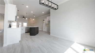 1321 Red Rock Rd, Hewitt, TX 76643 - photo 5